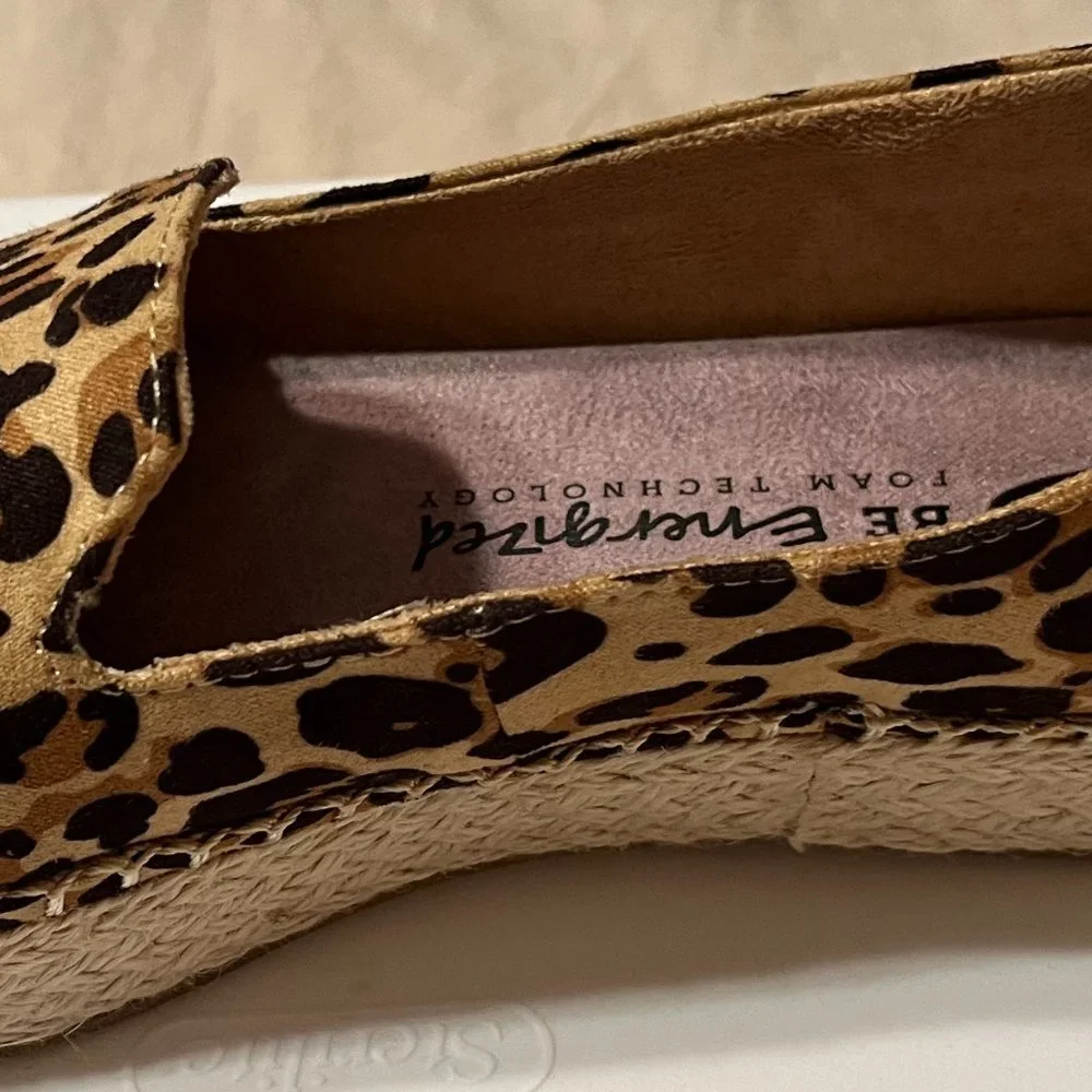 Like New Dr. Scholl's Find Me Espadrille Slip On tan/black leopard print…